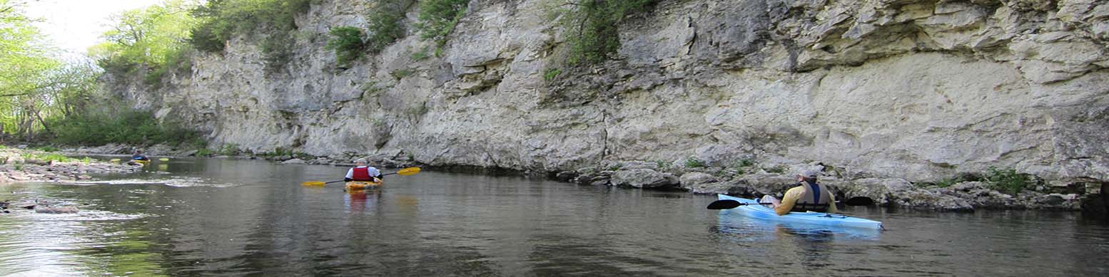 canoe paddling on Iowa's river trails
