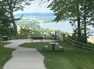 Accessible overlook at Bellevue State Park.